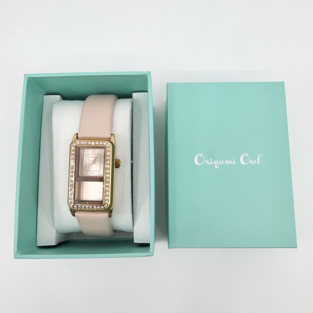 Origami Owl Storyteller Living Locket Watch Rose Gold Pink LK5104 New In Box